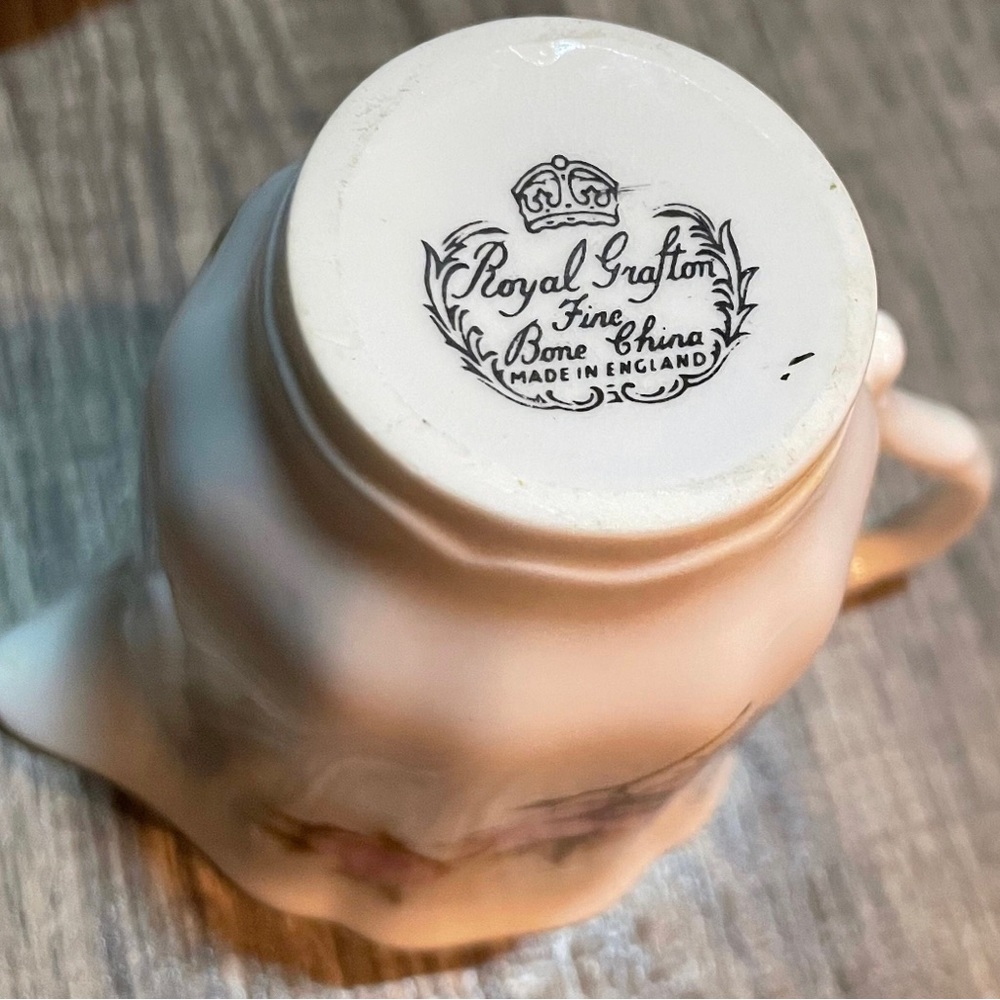 Creamer Sugar Bowl Pink Floral Design - Picture 4 of 6